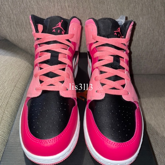 Air Jordan 1 Mid Coral Chalk Pinksicle 💖 - Picture 4 of 11